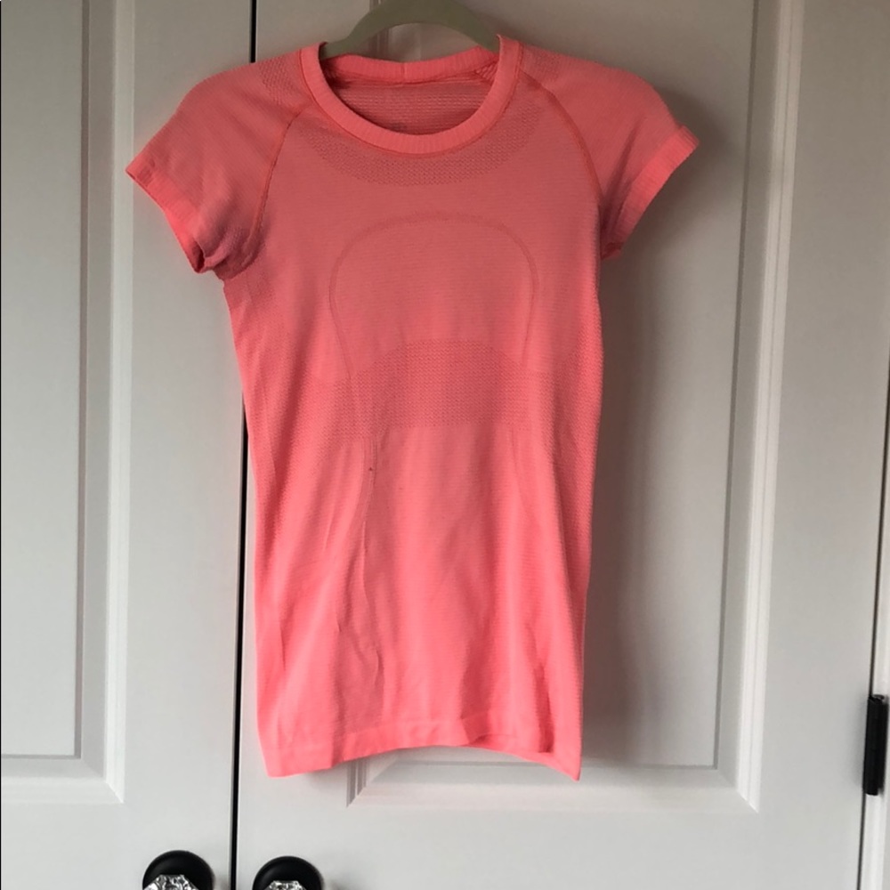 Lululemon Swiftly Tech Short Sleeve